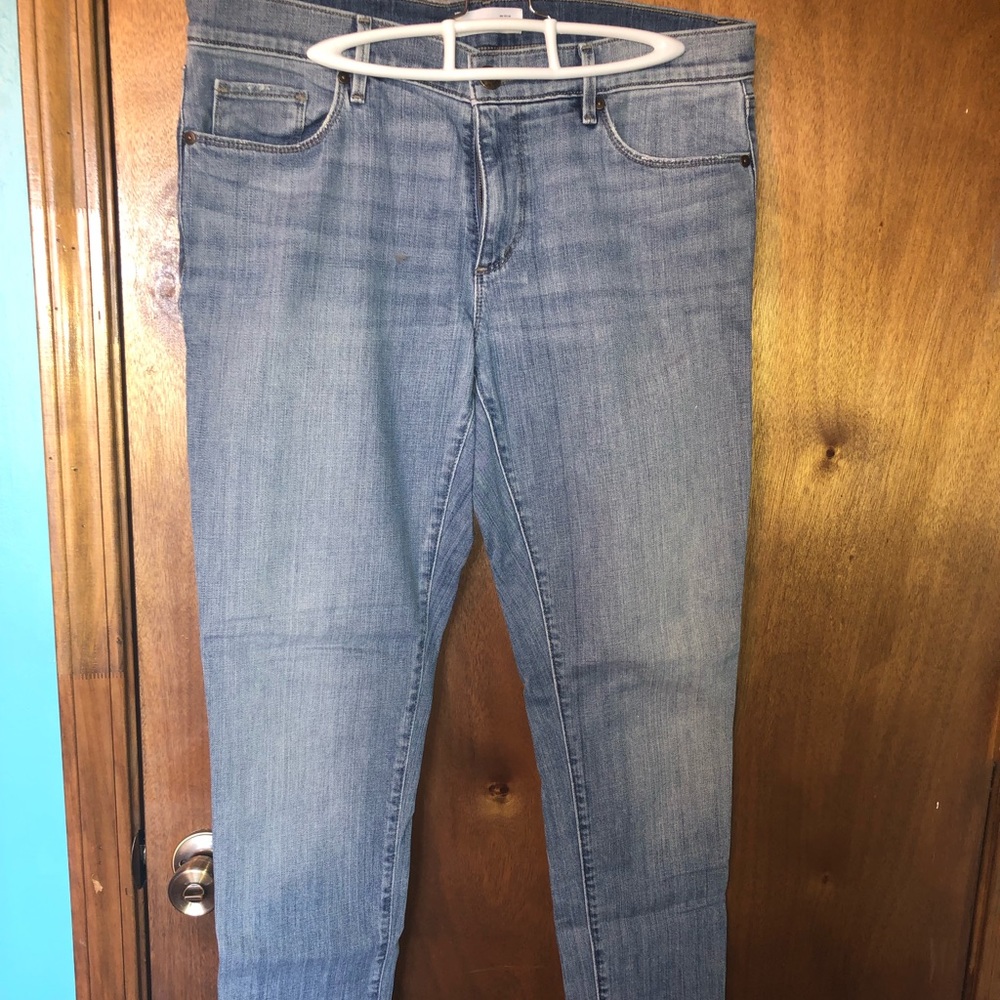 LOFT RELAXED SKINNY